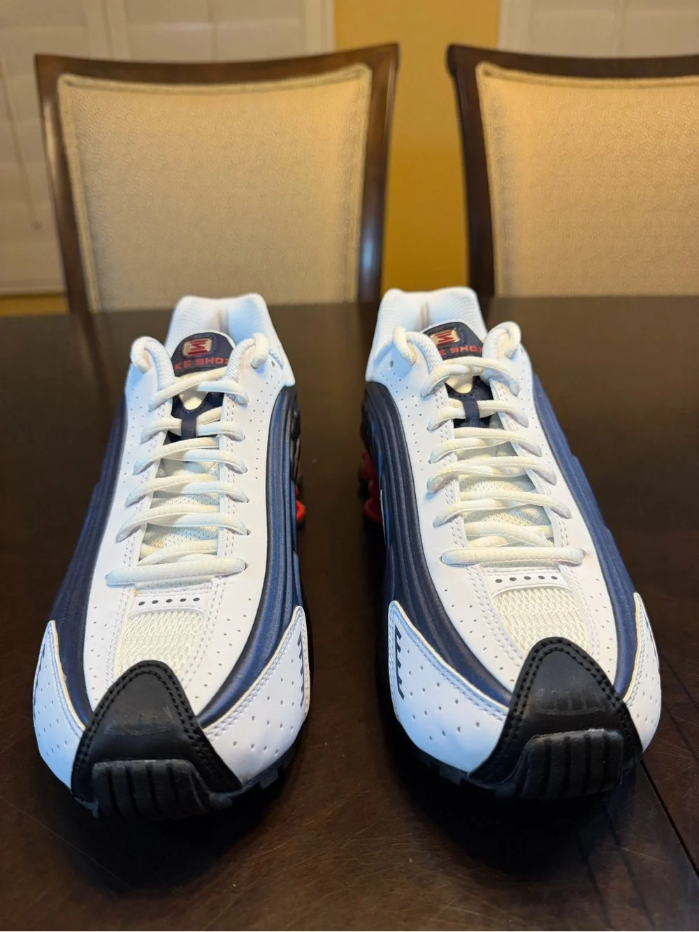 New Nike Shox R4 USA White Blue Sneaker Shoes Size US 6.5Y